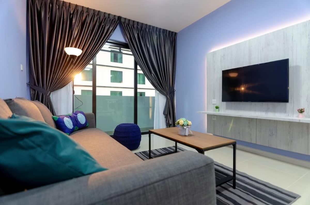 Cozy & High Floor Suite In Suasana Jb 15, Views Johor Bahru Exterior foto